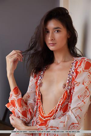 Bambi Joli Nude Pictures Caftan