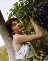 Shirley MacLaine