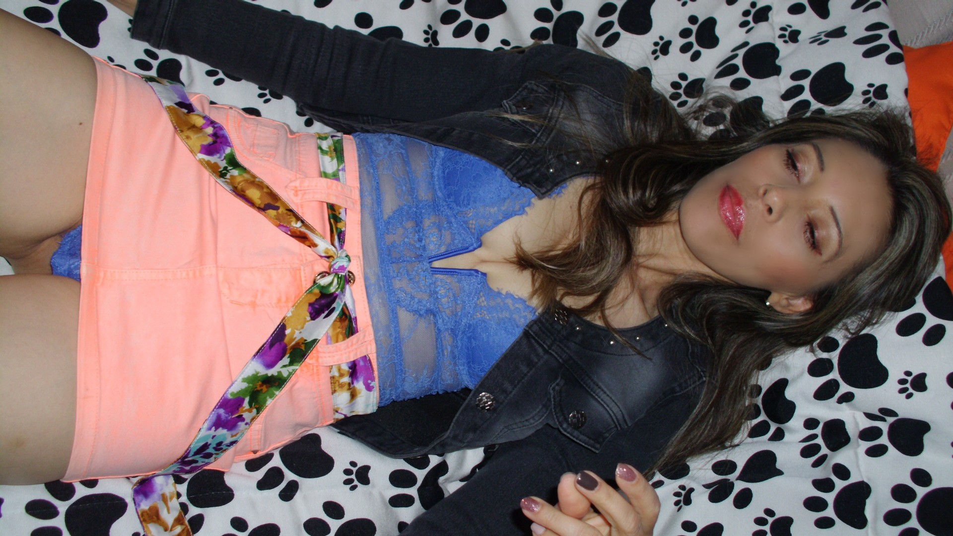 PARA QUE ME COMAS TODOS LOS DIAS SOLO PENSANDO EN  MI AMOR.

BESITOSSSSSS


DMILE