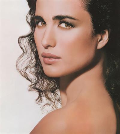 Andie MacDowell