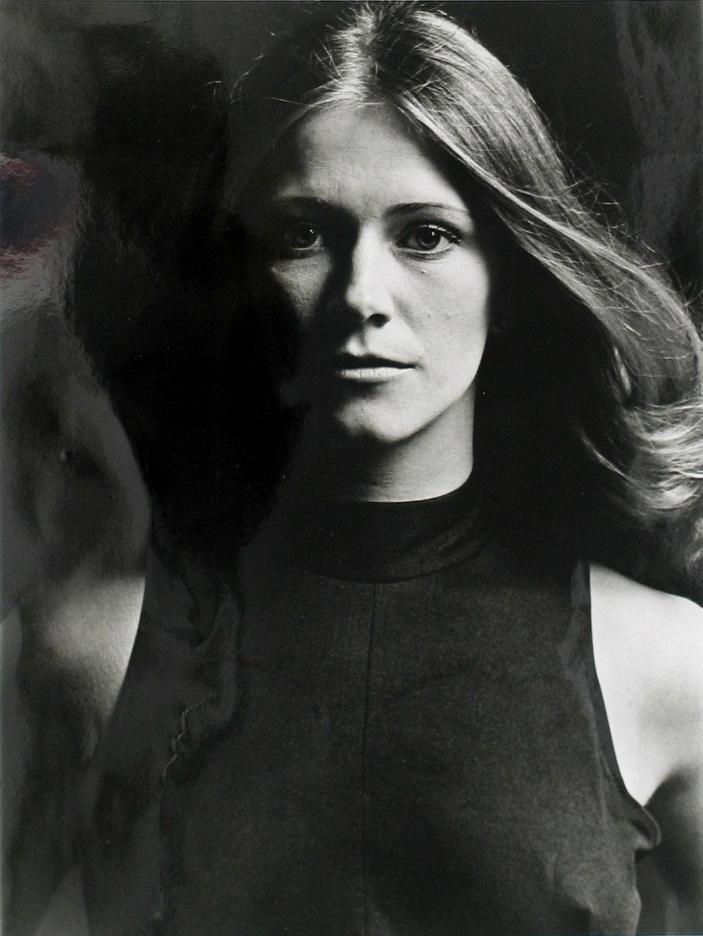 Marilyn Chambers Pictures in an Infinite Scroll - 5 Pictures