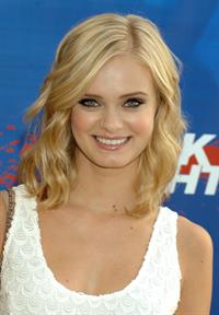 Sara Paxton