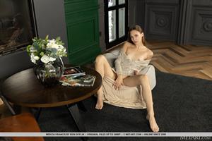 Mercia Francis Nude Pictures Comfortably Glam
