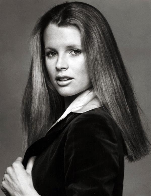 Kim Basinger