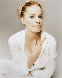 Elisabeth Shue