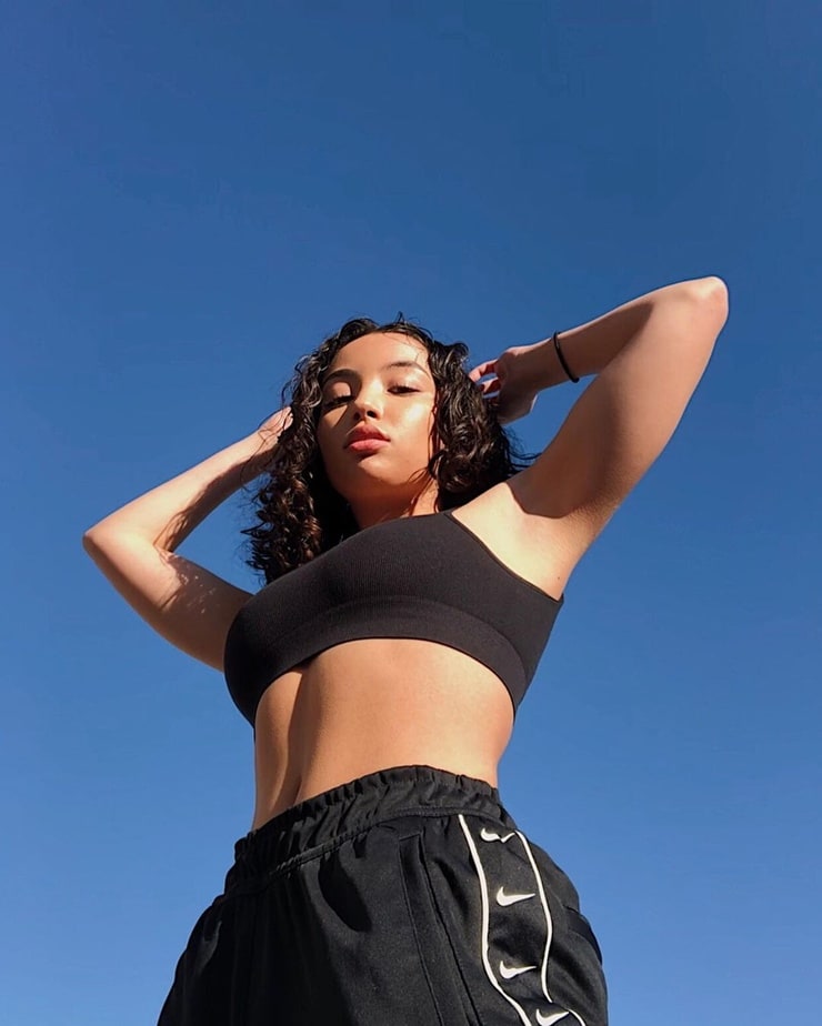 Alessya Farrugia Pictures Alessya Farrugia