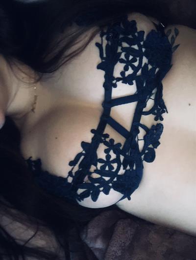 Perfect natural tits 