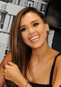 Jessica Alba