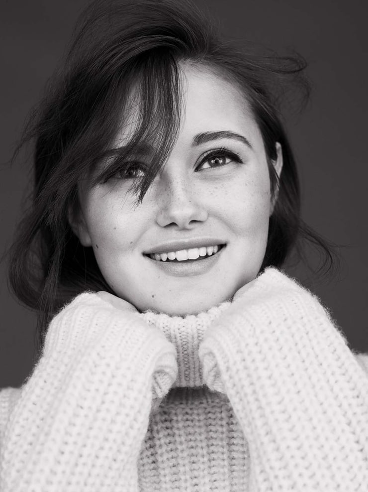 Ella Purnell