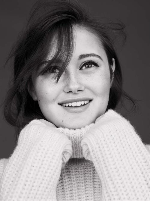 Ella Purnell