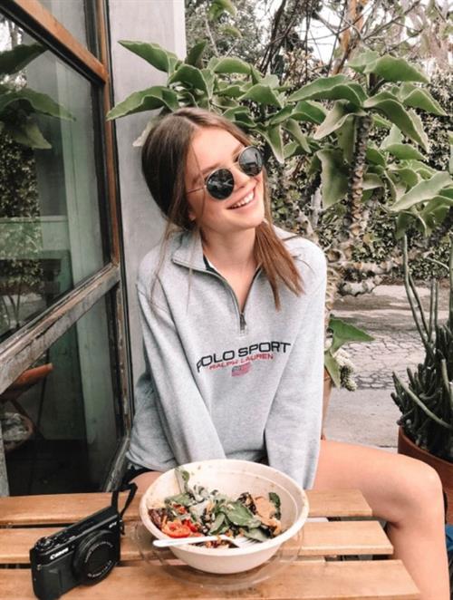 Ellie Thumann