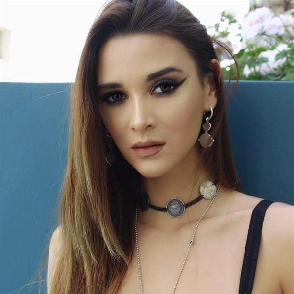Tatiane De Souza