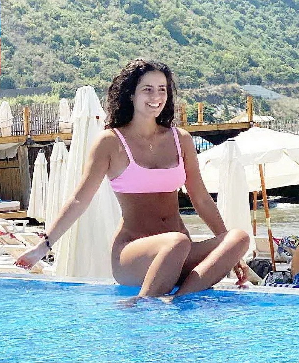 Sirena Nude Pics