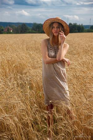 Victoria Kruzz Nude Pictures Presenting Victoria Kruzz