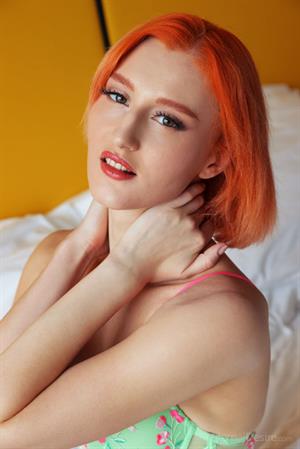 Lola Red Nude Pictures Lola Red