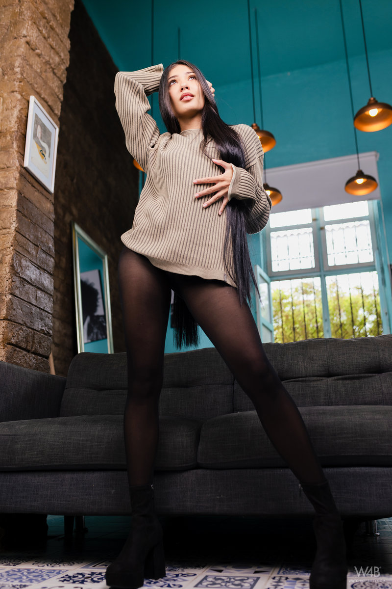 Yeye Guzman: New Talent Yeye Guzman