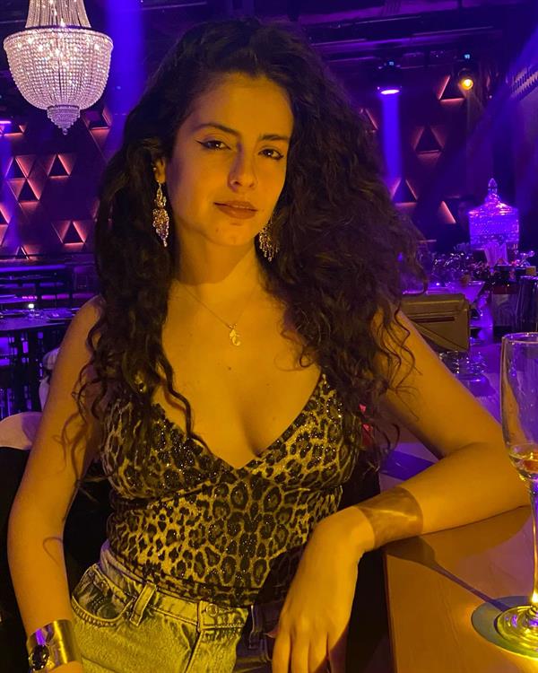 Sirena Nude Pics