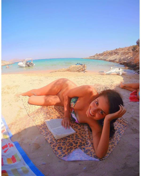 Sirena Nude Pics