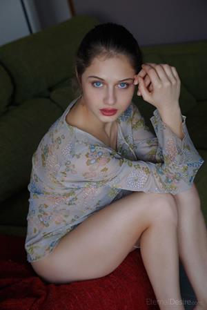 Clarice A Nude Pictures MIRE