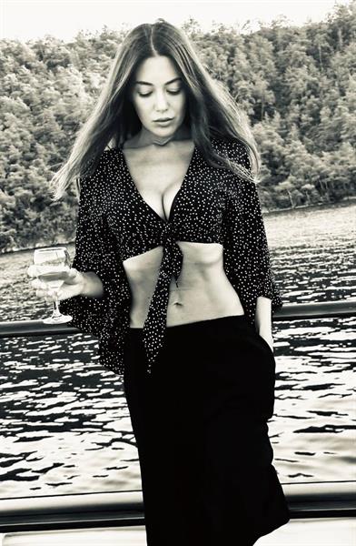 She is a hot woman is that turkish.