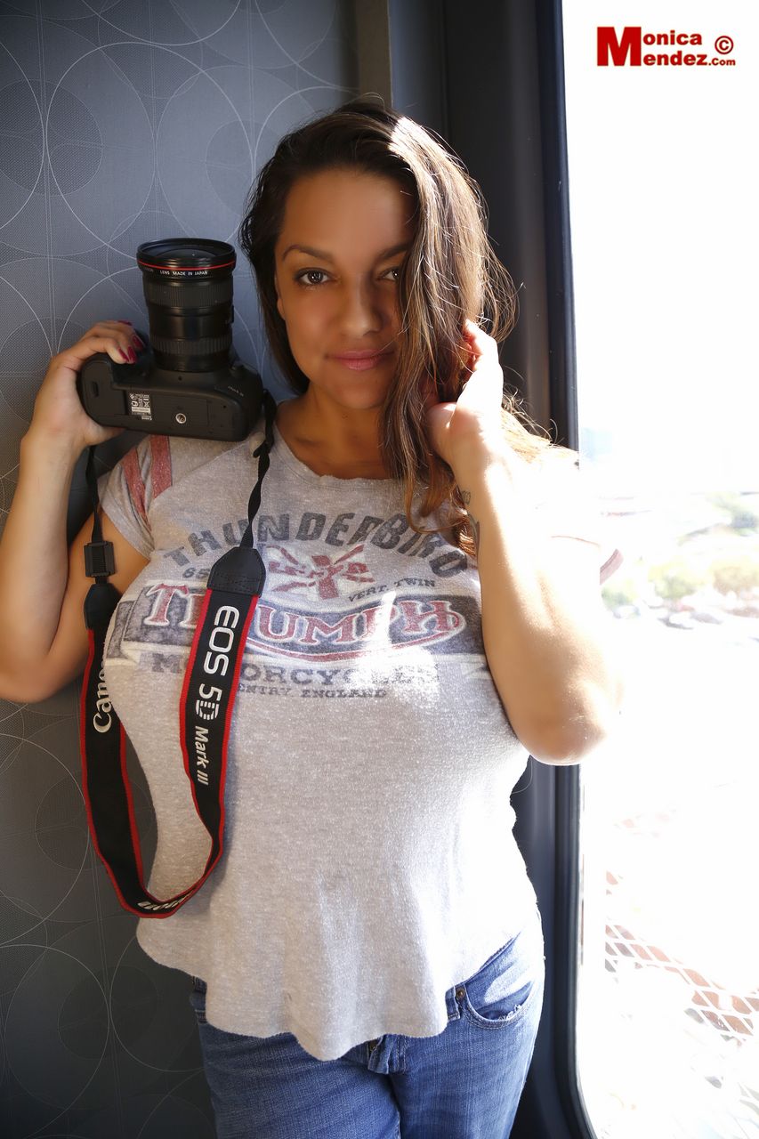 Monica Mendez - the Photographer Set 2