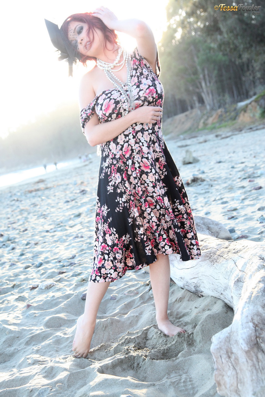 Tessa Fowler - Classic Sunset - BTS - Set 1