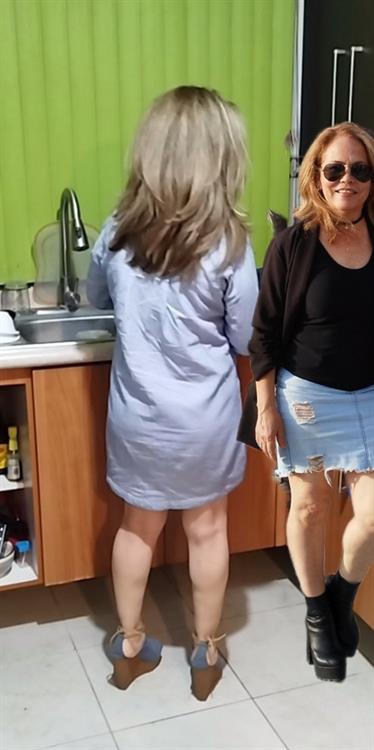 Delicious and fuckable real latin housewife 