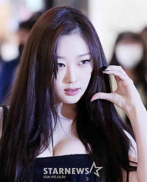 Giselle (Aeri Uchinaga)