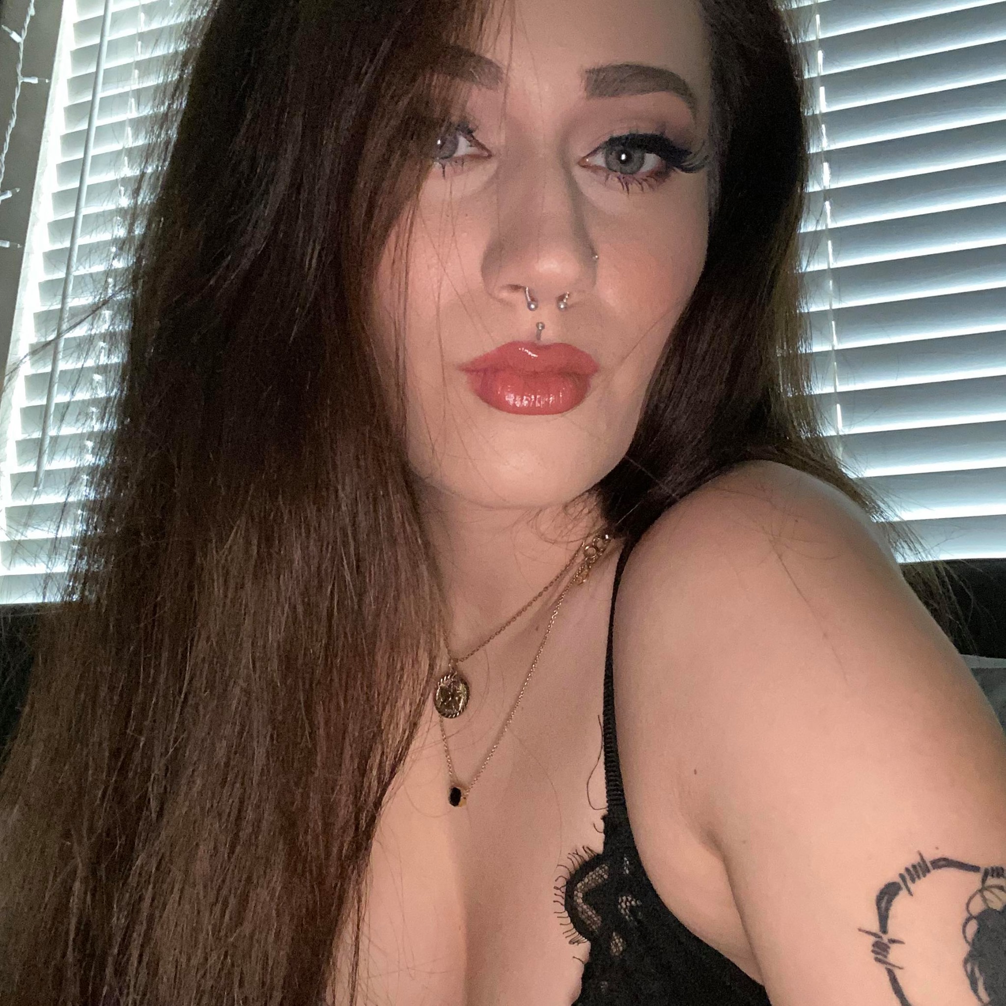 Jewelz Que