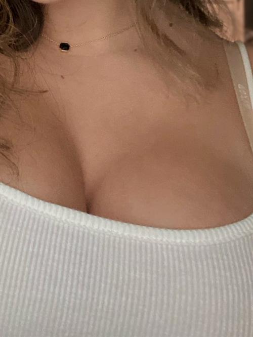 Jewelz Que