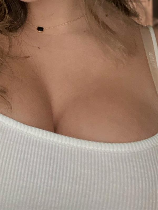 Jewelz Que