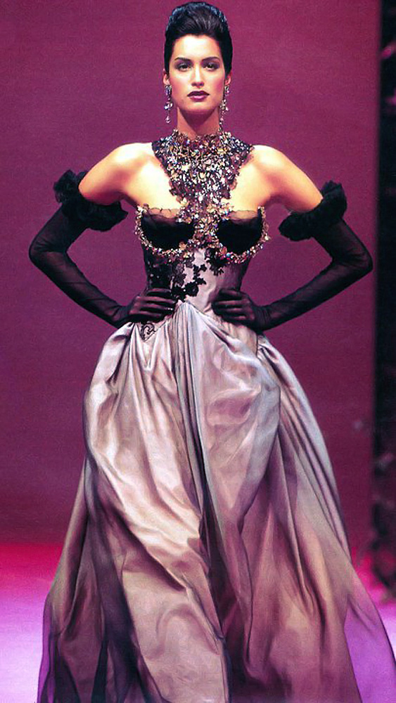 Yasmeen Ghauri