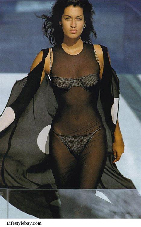 Yasmeen Ghauri