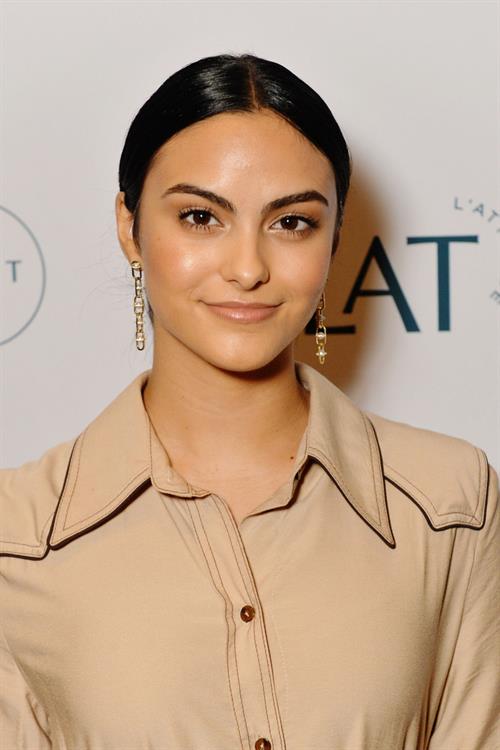 Camila Mendes
