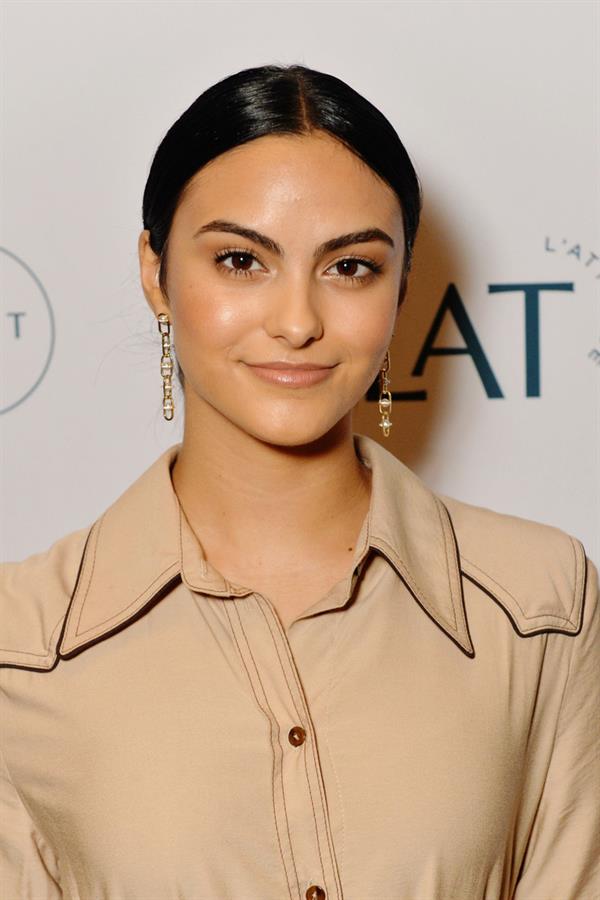 Camila Mendes