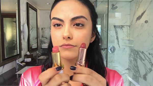Camila Mendes