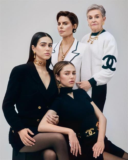 Delilah Belle Hamlin Pictures Delilah Belle Hamlin