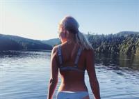 Sara Skjoldnes Adams in a bikini