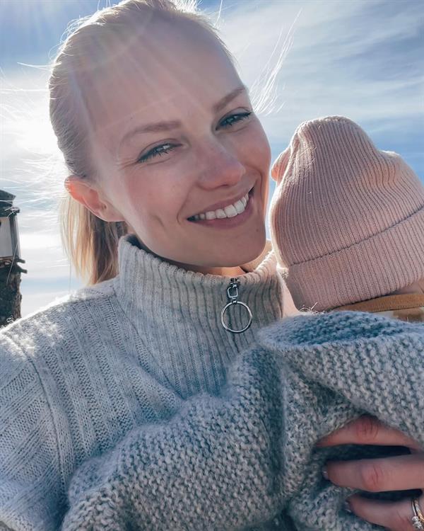 Sara Skjoldnes Adams