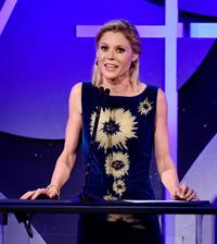 Julie Bowen