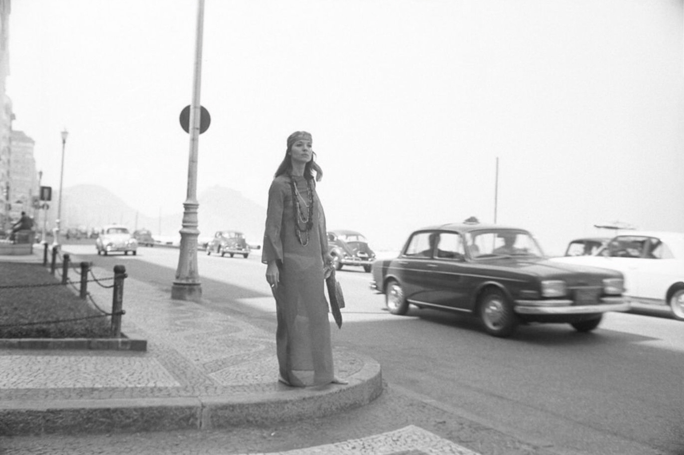 Elsa Martinelli in lingerie