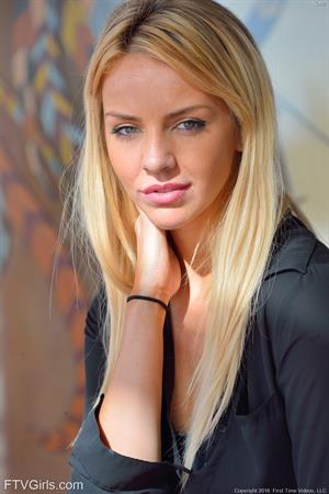 Katie FTV Nude Pictures Katie Its Her Kind Of Style