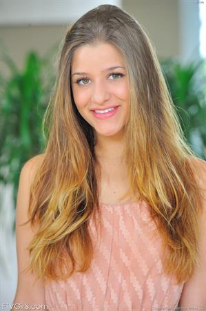 Nicole FTV Nude Pictures Nicole Just Undies