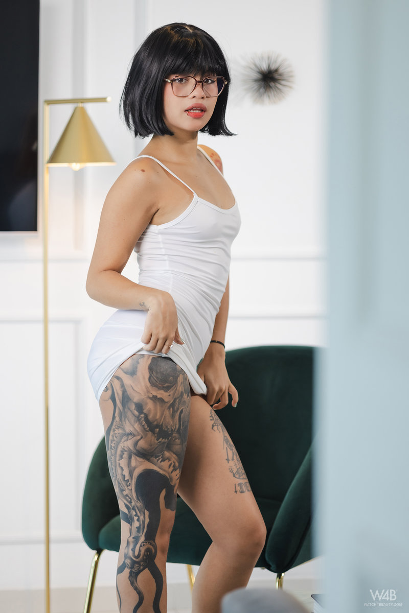 Lilith Baph: She Loves My Fingers