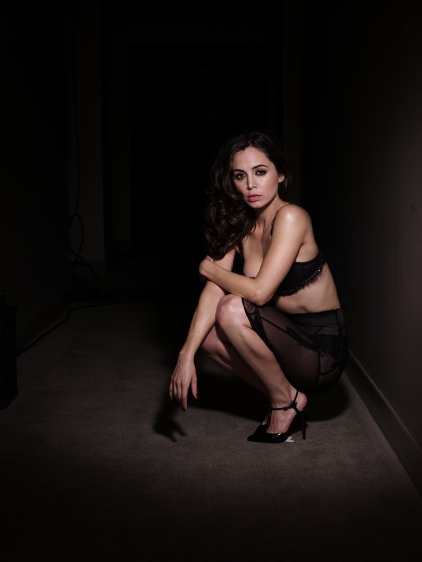 Eliza Dushku in lingerie