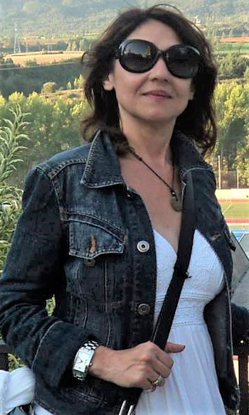 Adriana Montavergas