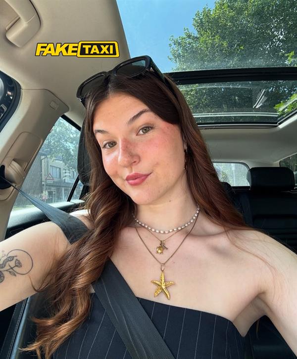 Pauline taking a selfie