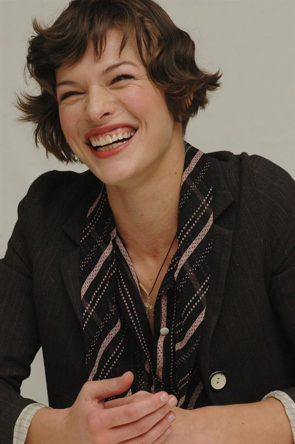 Milla Jovovich - Yoram Kahana Portraits 2006 