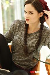 Jenna J Ross - The Family That Lays Together