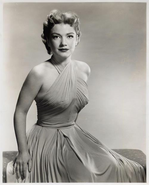 Anne Baxter
